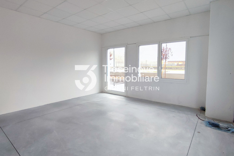 (Per INFO Feltrin ing. Gianni 3288349492) Proponiamo in vendita capannone con altezza utile di 7 ...