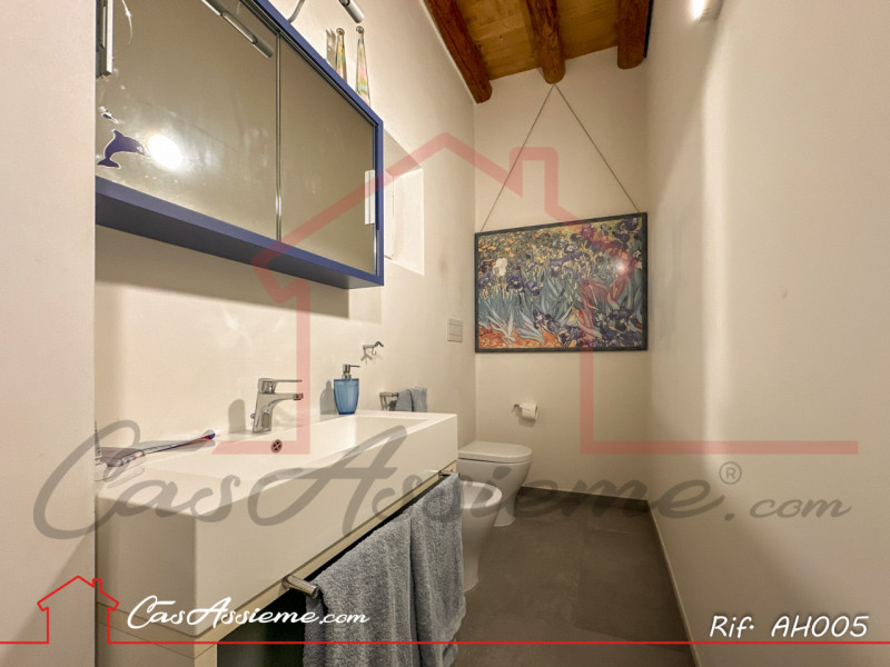 Rif. AH005
LA PACE DEI SENSI
Alle porte di Bassano del Grappa immerso nel verde delle colline , p...