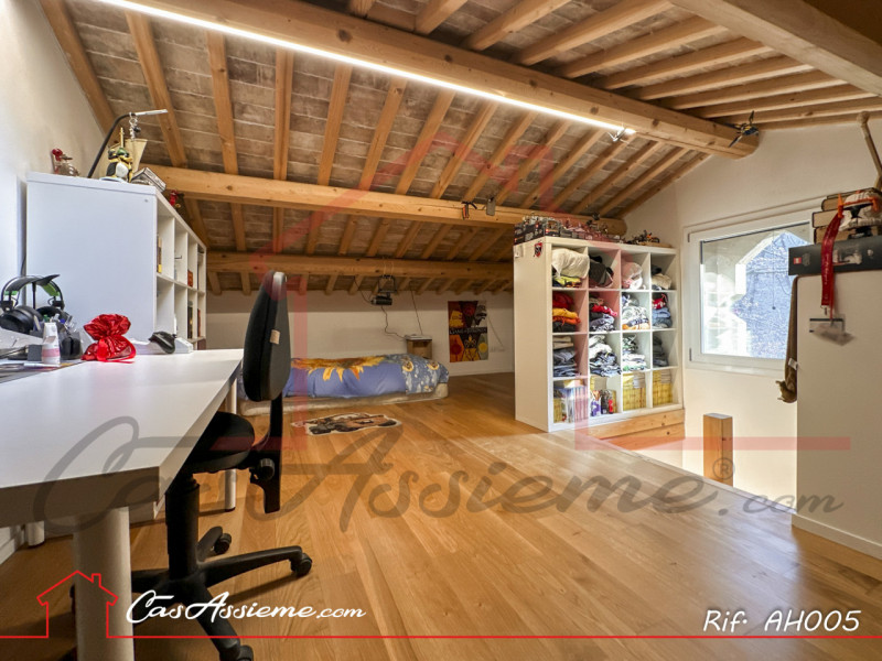 Rif. AH005
LA PACE DEI SENSI
Alle porte di Bassano del Grappa immerso nel verde delle colline , p...