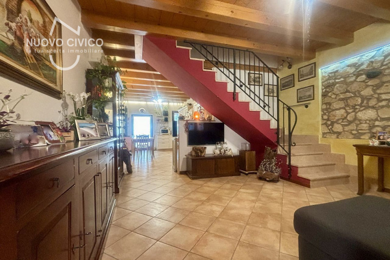 Verona Vendita Casa a schiera porzione centrale