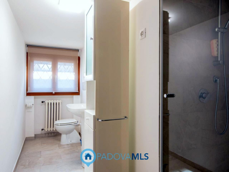 Immobile in esclusiva al Gruppo Padova MLS

Proponiamo mezza bifamiliare che rappresenta una comb...