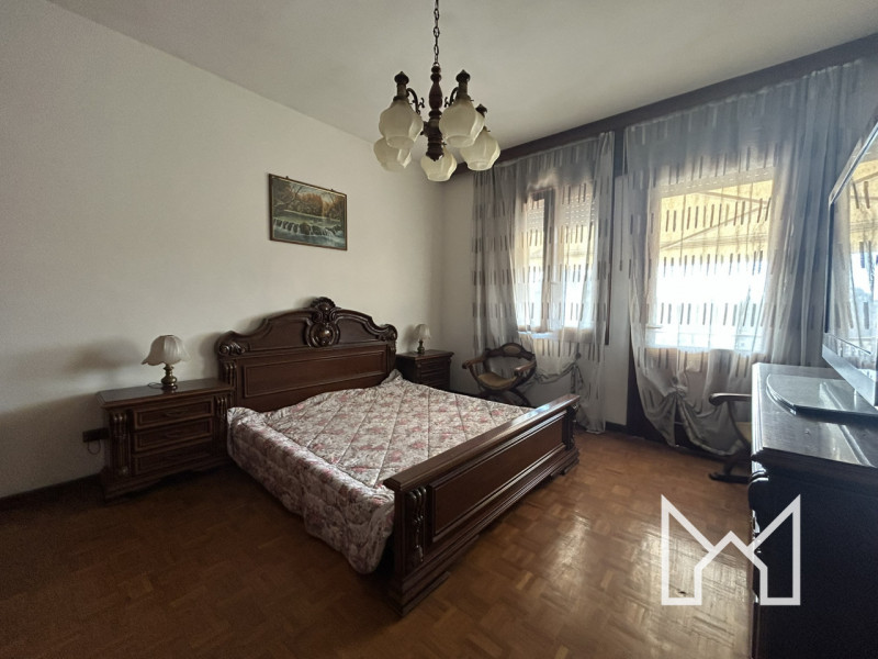 SAN GIACOMO- Inserita in zona centralissima al paese e comoda a tutti i principali servizi, propo...