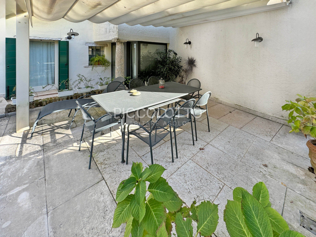 Renovierte Villa mit Garten