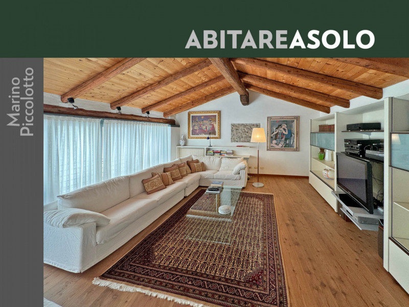 Rif. V5239 - Antica casa in pietra situata in pregevole contesto a pochi minuti da Asolo e nelle ...