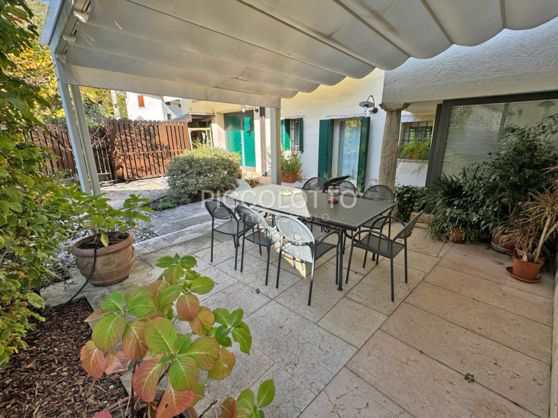 Rif. V5239 - Antica casa in pietra situata in pregevole contesto a pochi minuti da Asolo e nelle ...