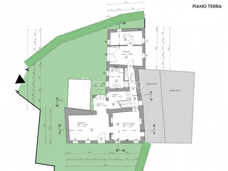 Rif. V5239 - Antica casa in pietra situata in pregevole contesto a pochi minuti da Asolo e nelle ...