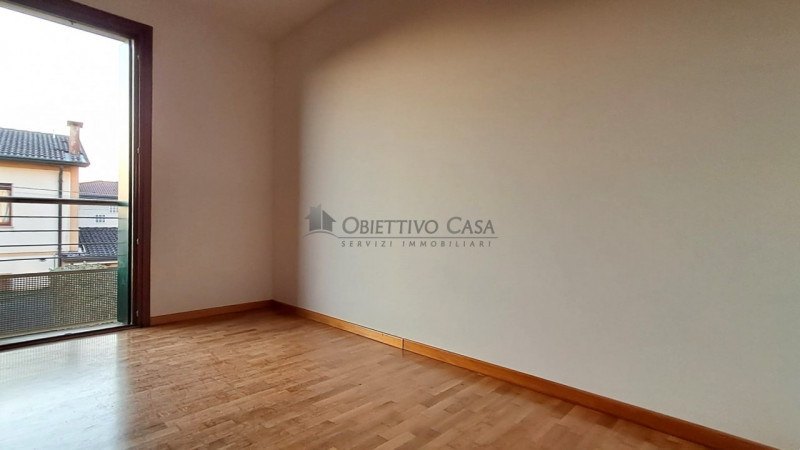 Rif. VT190 – Esclusivo Duplex con Giardino Privato (400 mq)

Rara opportunità! Appartamento duple...