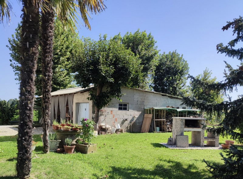 (Per INFO Mattias 3494222146) Scopri questa magnifica villa contemporanea situata nel cuore di An...