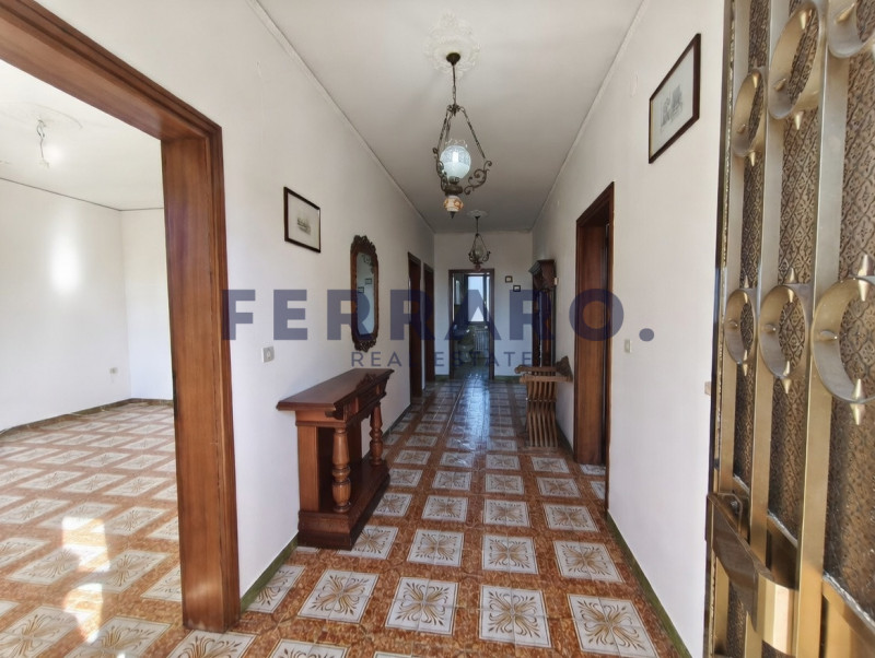 Povegliano. Codice CV20. 

In posizione tranquilla e immersa nel verde, proponiamo in vendita vil...