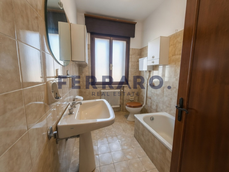 Povegliano. Codice CV20. 

In posizione tranquilla e immersa nel verde, proponiamo in vendita vil...