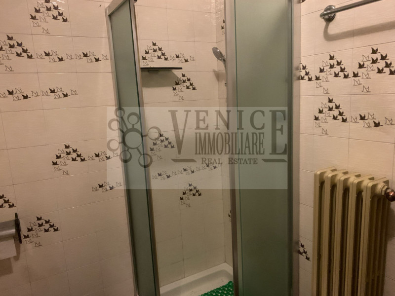 In una delle zone più richieste di Abano Terme, precisamente nella tranquilla e affascinante zona...