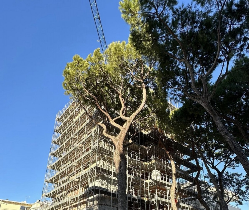 (Per INFO 3316190143) A Lido di Jesolo, accesso al Mare 17, proponiamo in vendita esclusivo appar...