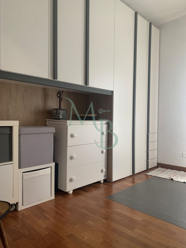 PADOVA – CAMIN: Immobiliare MB è lieta di proporre in esclusiva un raffinato appartamento quadril...