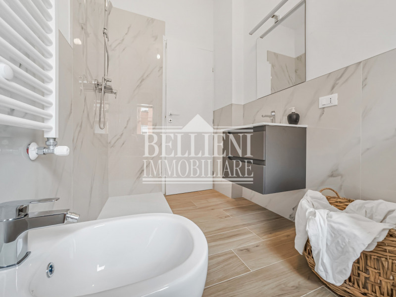 VICENZA OVEST – Rinnovato appartamento tricamere situato in una zona strategica, comoda ai princi...