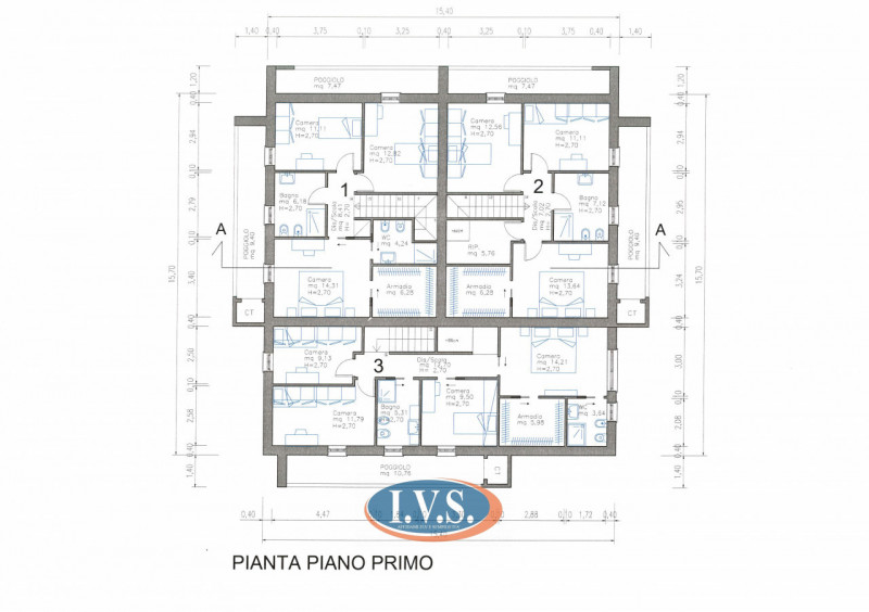 Scopri l'eleganza e la modernità delle nuove porzioni di questa porzione di trifamiliare in vendi...
