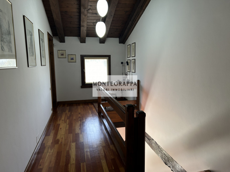 Sei alla ricerca di un immobile esclusivo dalle metrature davvero generose e dalle finiture di pr...