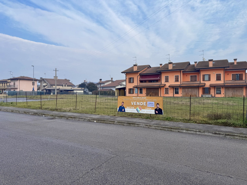 Solesino Vendita Terreno terreno edificabile residenziale