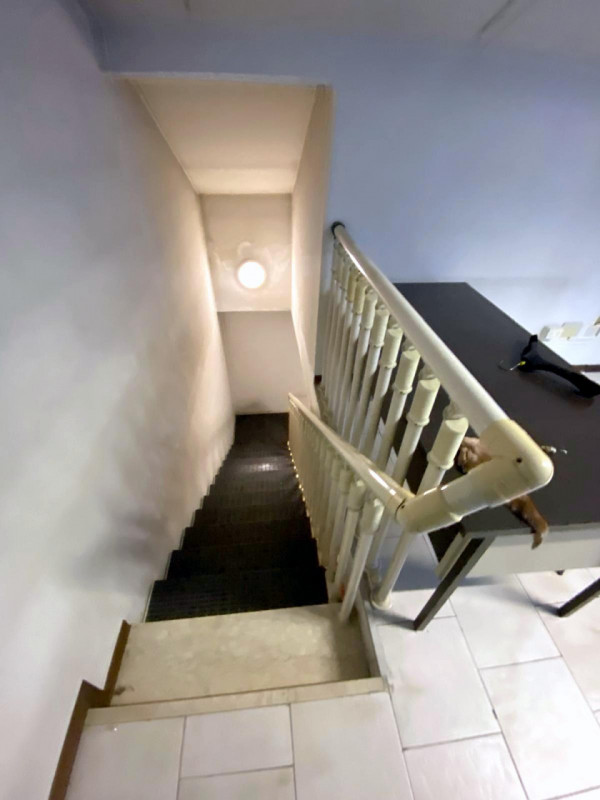 APPARTAMENTO GENEROSE DIMENSIONI 2 LIVELLI PONTE SAN NICOLO' €.270.000 rif.CL460

Grande opportun...