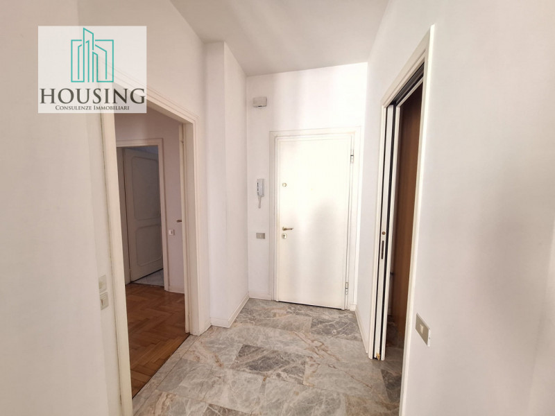 Nel cuore pulsante del centro storico di Padova, zona Ghetto, a pochi passi dal Duomo e dalle pia...