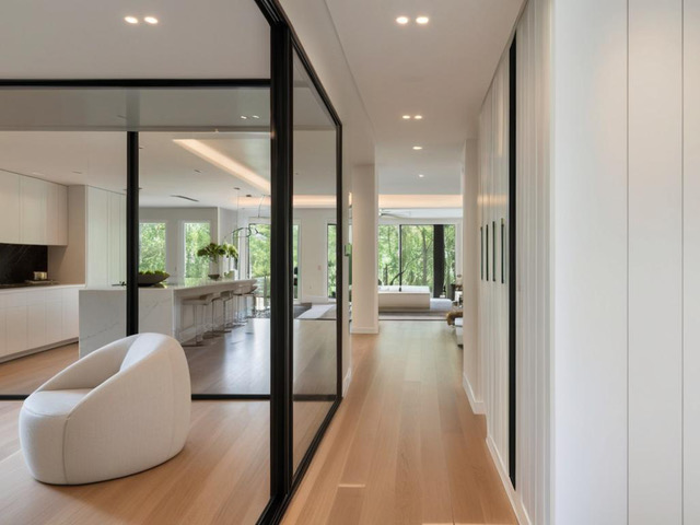 Vendiamo quattro esclusivi appartamenti situati nella prima linea di palazzi lungo il corso XXIX ...