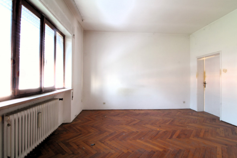 MONSELICE: in centro storico appartamento di ampie metrature da ristrutturare situato al primo e ...