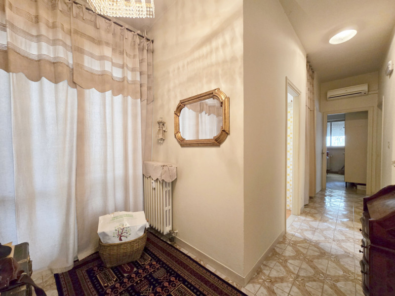 TREVISO zona S.M.Rovere a 1500 metri da Porta San Tommaso. vendesi in palazzina di 9 unità, appar...