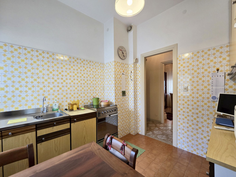 TREVISO zona S.M.Rovere a 1500 metri da Porta San Tommaso. vendesi in palazzina di 9 unità, appar...