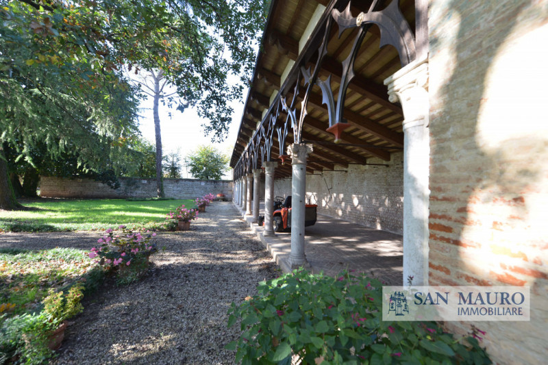 Villa Veneta del XVII secolo – Un gioiello storico completamente restaurato 
Per info e contatti:...