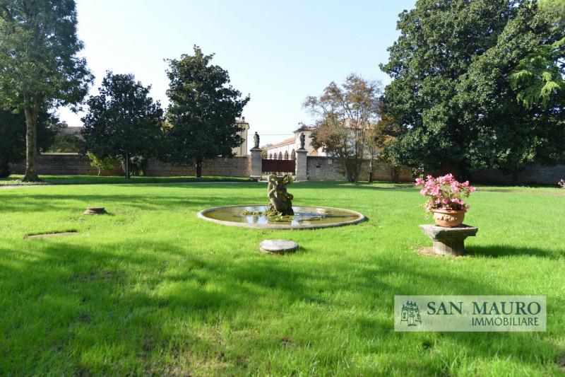 Villa Veneta del XVII secolo – Un gioiello storico completamente restaurato 
Per info e contatti:...