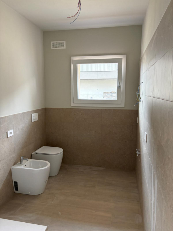 ULTIMA PORZIONE RIMASTA!
NUOVA porzione di Bifamiliare con ampio giardino privato disposta su 2 p...