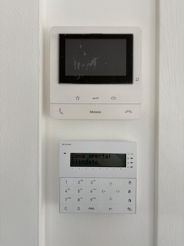 ULTIMA PORZIONE RIMASTA!
NUOVA porzione di Bifamiliare con ampio giardino privato disposta su 2 p...