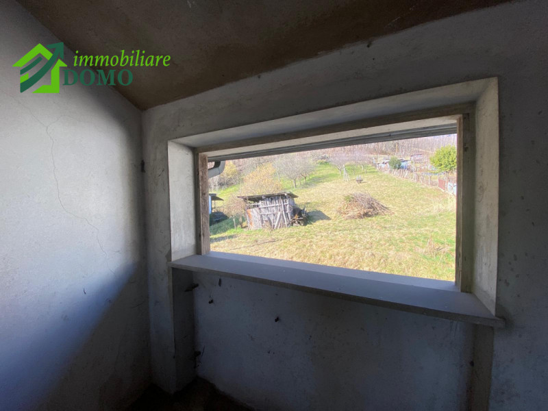 VALLI DEL PASUBIO: APPARTAMENTO BICAMERE CON GARAGE + CANTINA € 23.000
info 0445.824740 - 0445-52...