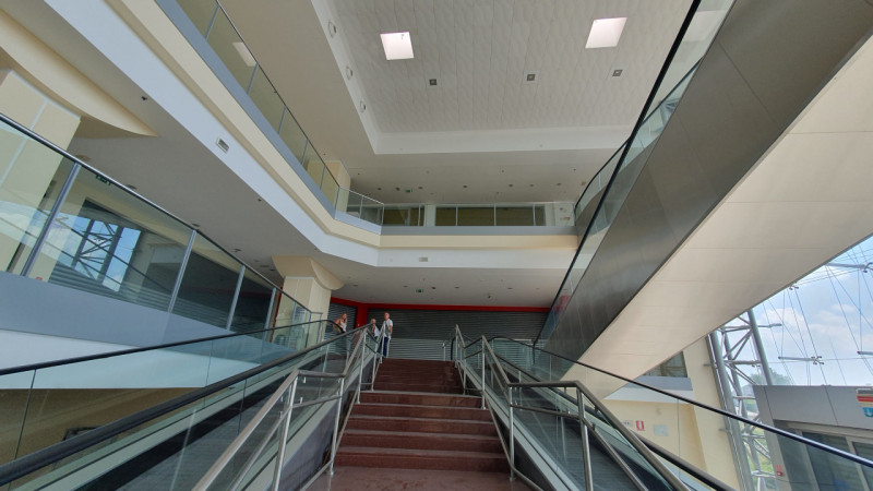 PORDENONE: In posizione strategica nel principale parco commerciale di Pordenone proponiamo in AF...