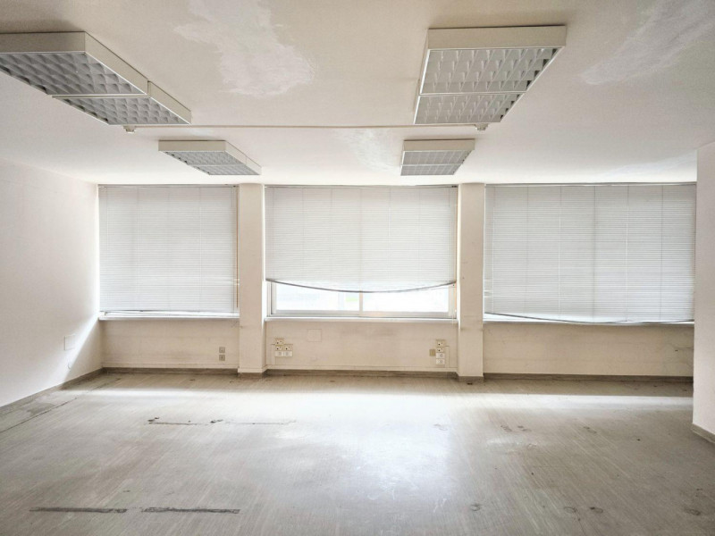 Quest’immobile viene venduto tramite asta online.
Ampia porzione ad uso uffici che si sviluppa ai...