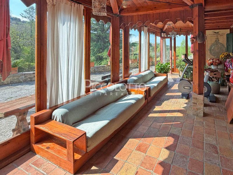 Rif. V5247 - Ad Asolo, immersa nella tranquillità dei Colli e a soli 5 minuti dal centro storico,...