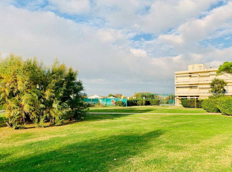 CHIOGGIA - ISOLA VERDE Scopri questo affascinante appartamento bilocale in vendita nella splendid...