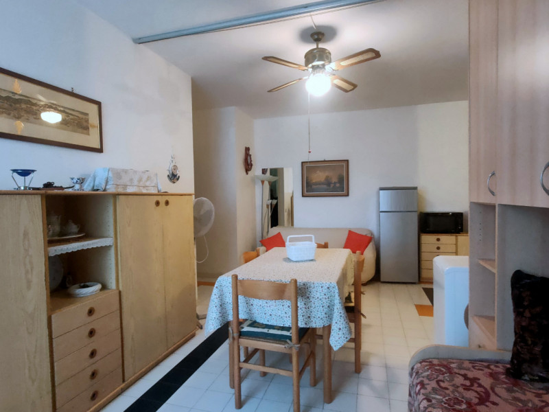 CHIOGGIA - ISOLA VERDE Scopri questo affascinante appartamento bilocale in vendita nella splendid...