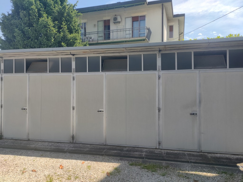 Santa Croce Bigolina. Scendere di casa e avere un parco giochi a 100 metri. Scendere di casa e av...