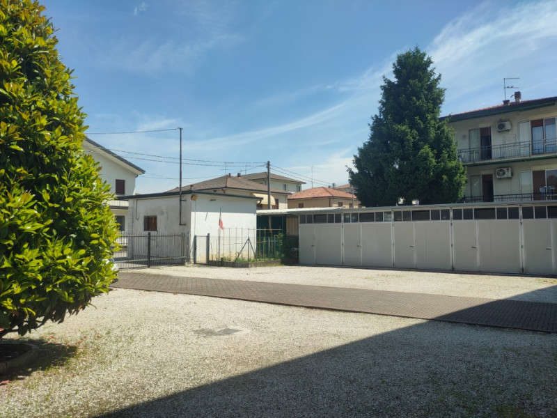 Santa Croce Bigolina. Scendere di casa e avere un parco giochi a 100 metri. Scendere di casa e av...