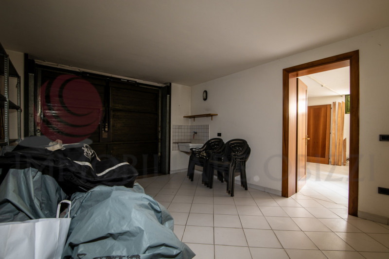 ALBIGNASEGO CENTRO: in esclusiva, situata nella rinomata zona del centro di Albignasego, splendid...