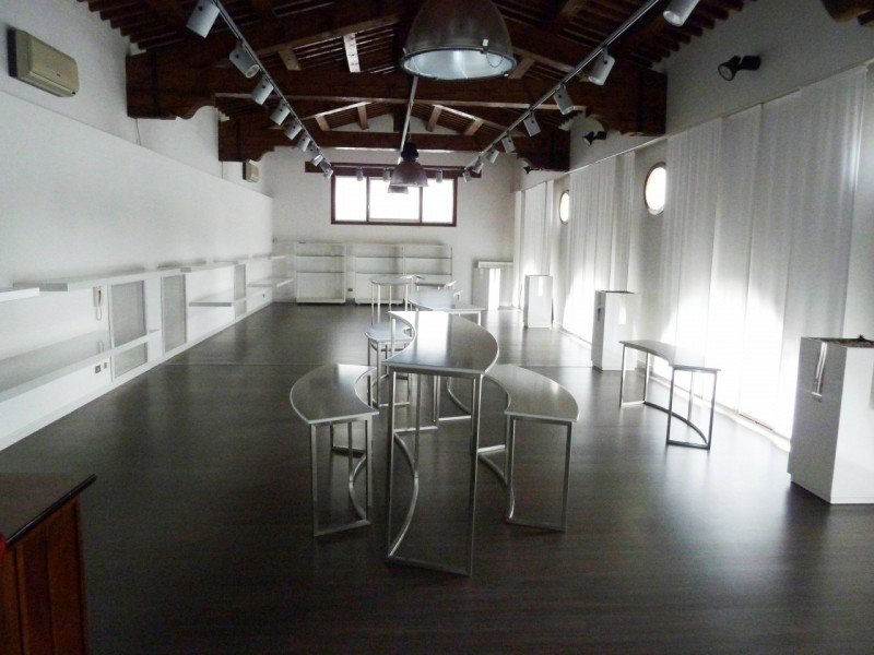 Capriccio di Vigonza locasi prestigiosi uffici, idonei anche come show room. Liberi per maggio 20...