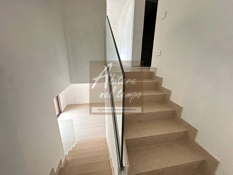 CITTADELLA -  VIALE DELLA STAZIONE

Villa di testa di pregio di nuova costruzione.

Elegante vill...