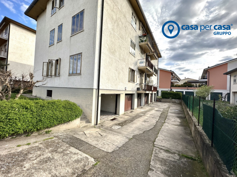APPROVATO GRUPPO CASA PER CASA: VALUTATO, CONTROLLATO, GESTITO IN ESCLUSIVA

ZONA: Posizionato ne...