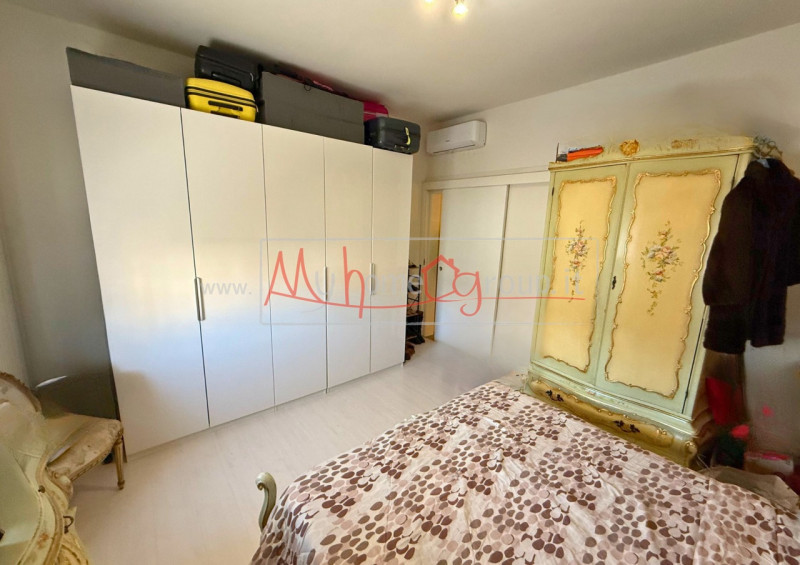 CHIESANUOVA - (Rif.V252-s) - Proponiamo in zona centrale al confine tra Chiesanuova e Sarmeola a ...