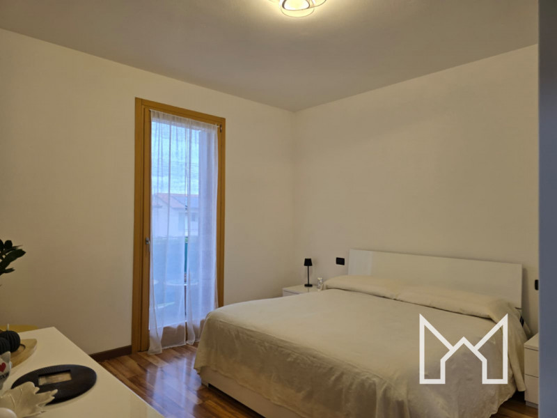 SAN ZENONE- In zona tranquilla e comoda a tutti i principali servizi, proponiamo appartamento bic...