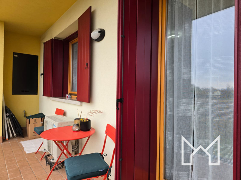 SAN ZENONE- In zona tranquilla e comoda a tutti i principali servizi, proponiamo appartamento bic...