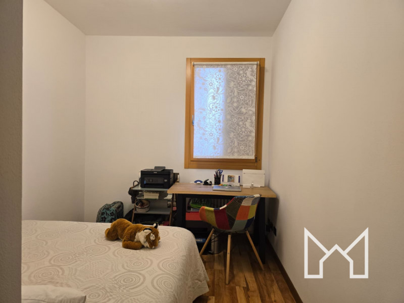 SAN ZENONE- In zona tranquilla e comoda a tutti i principali servizi, proponiamo appartamento bic...