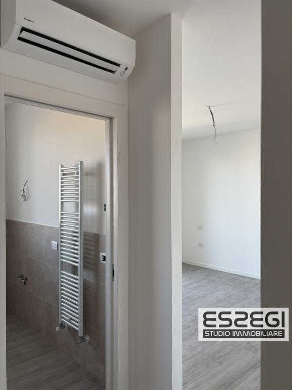 CASELLE di SELVAZZANO DENTRO: Proponiamo in vendita appartamento al secondo piano di un elegante ...