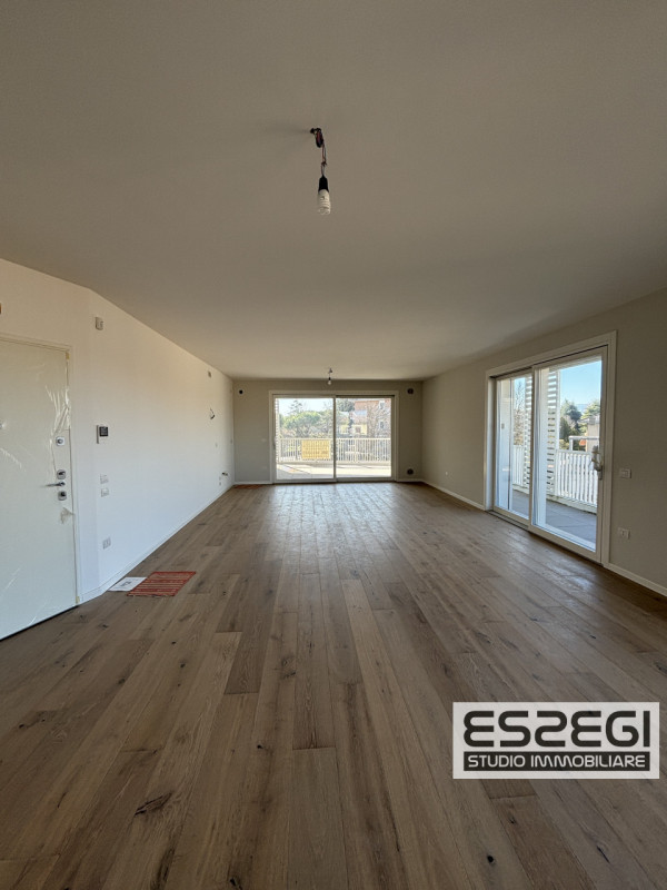 SELVAZZANO DENTRO quartiere SAN DOMENICO: Proponiamo in vendita attico al secondo ed ultimo piano...