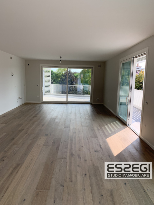 SELVAZZANO DENTRO quartiere SAN DOMENICO: Proponiamo in vendita attico al secondo ed ultimo piano...